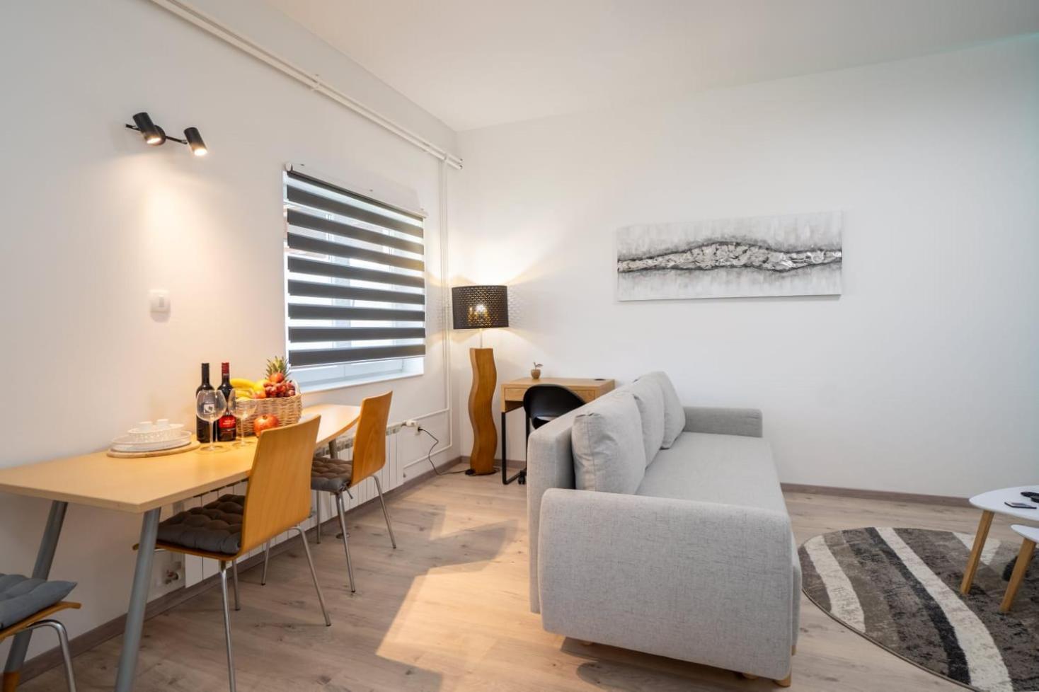 Apartman Mihovil กอสปิช ภายนอก รูปภาพ